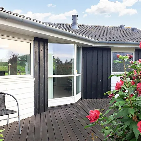 10 Person In Rudkobing-by Traum Feriehus Spodsbjerg